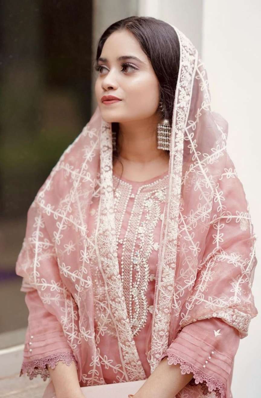 Sadabahar Open Pic by Mehboob Tex